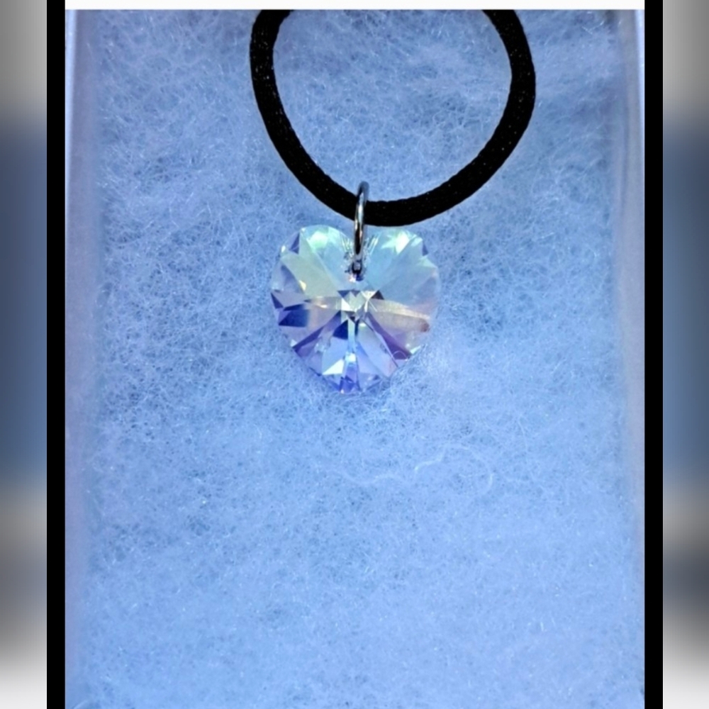 Shooting Star Crystal Heart Necklace - Picture 1 of 5